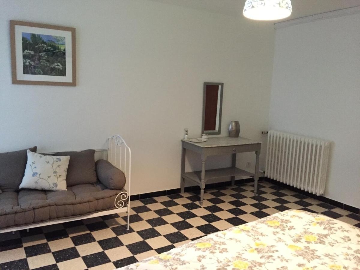Serre Des Ormes - Cycling, Walking & Running Retreat Salerans Exterior foto